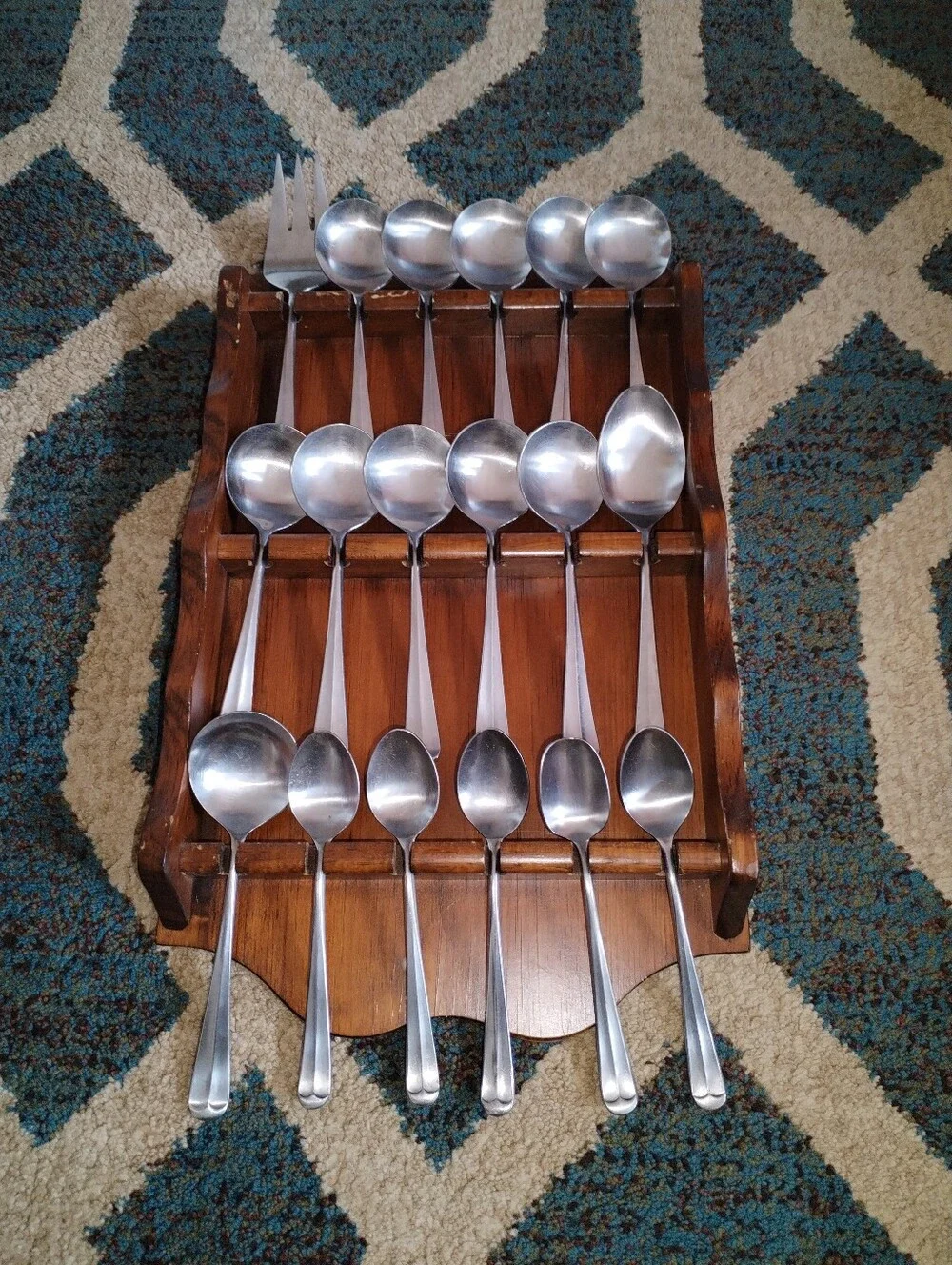 Supreme cutlery Stainless steel japan Silver Flatware Set ,of 18 Without holder